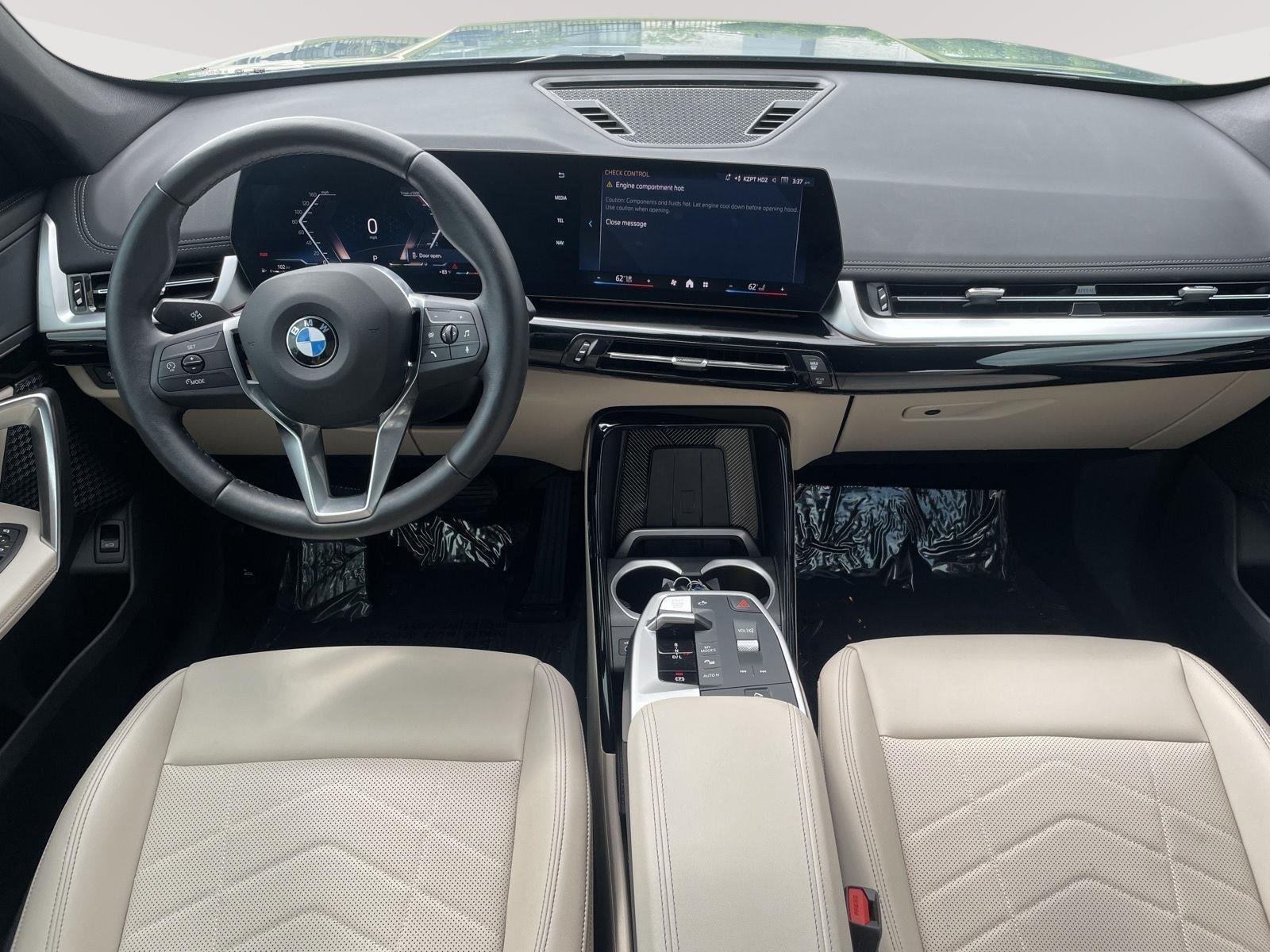 Used 2024 Cape York Green Metallic BMW xDrive28i image 28