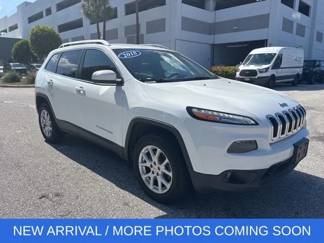 2018 Jeep Cherokee Latitude Plus 4X4's photo