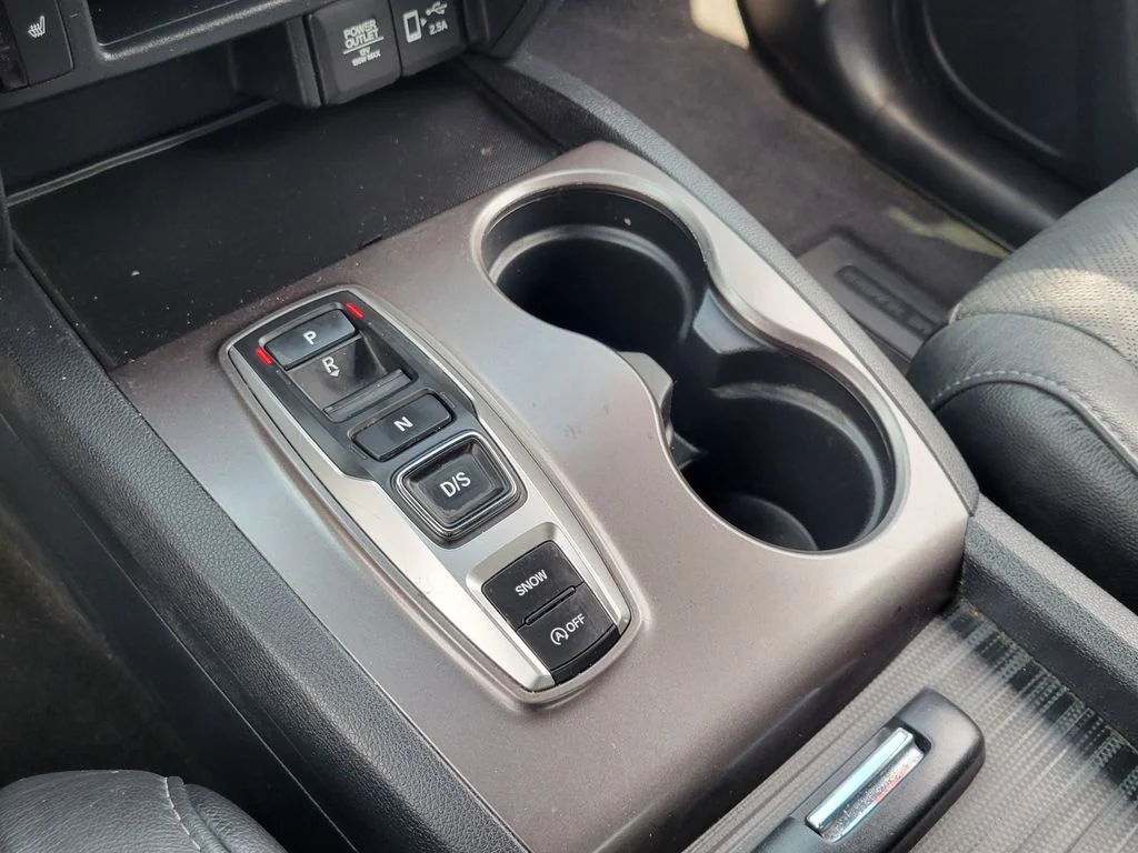 Used 2020  Honda EX-L image 15