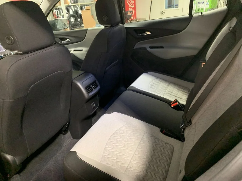 Used 2022 Silver Chevrolet LS image 14