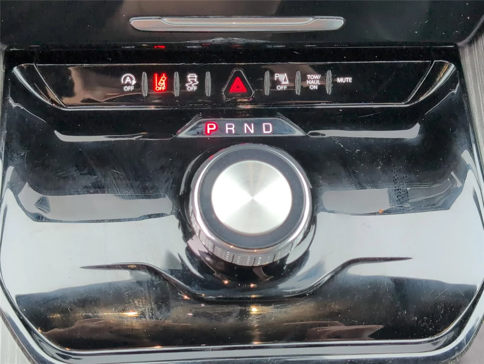 Used 2024 Diamond Black Crystal Pearlcoat Jeep Series II image 36