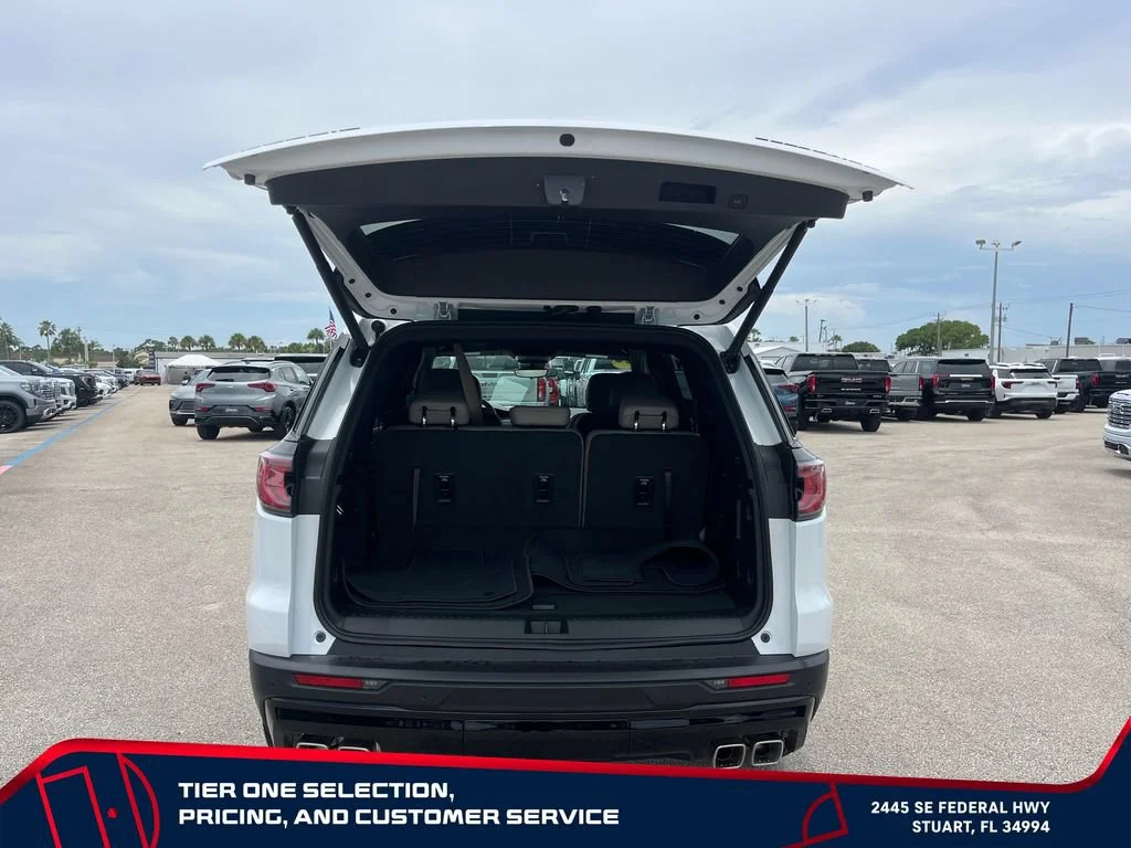 New 2026 Summit White GMC Elevation image 18