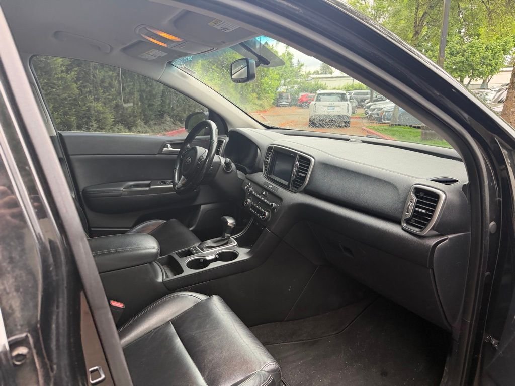 Used 2017 Black Cherry Kia EX image 18