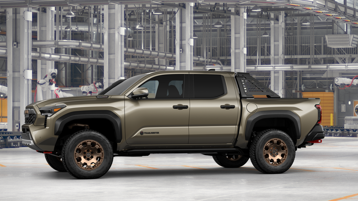 New 2026 Bronze Oxide Toyota Trailhunter image 3