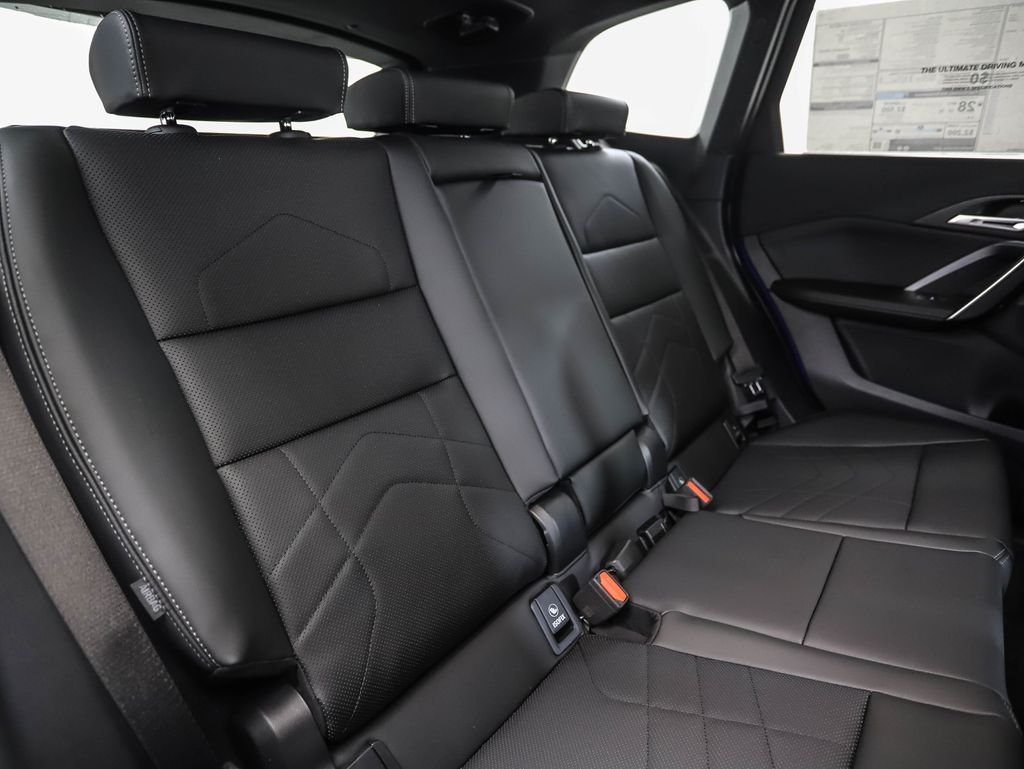 Used 2026 Blue Metallic BMW xDrive28i image 27