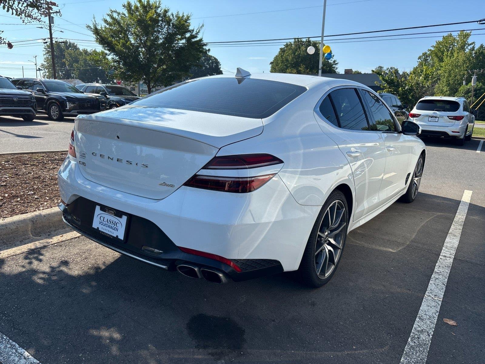 Used 2023 Uyuni White Genesis 2.0T image 5