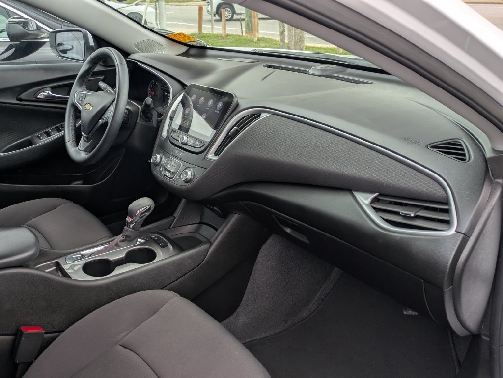 Used 2024 White Chevrolet RS image 24