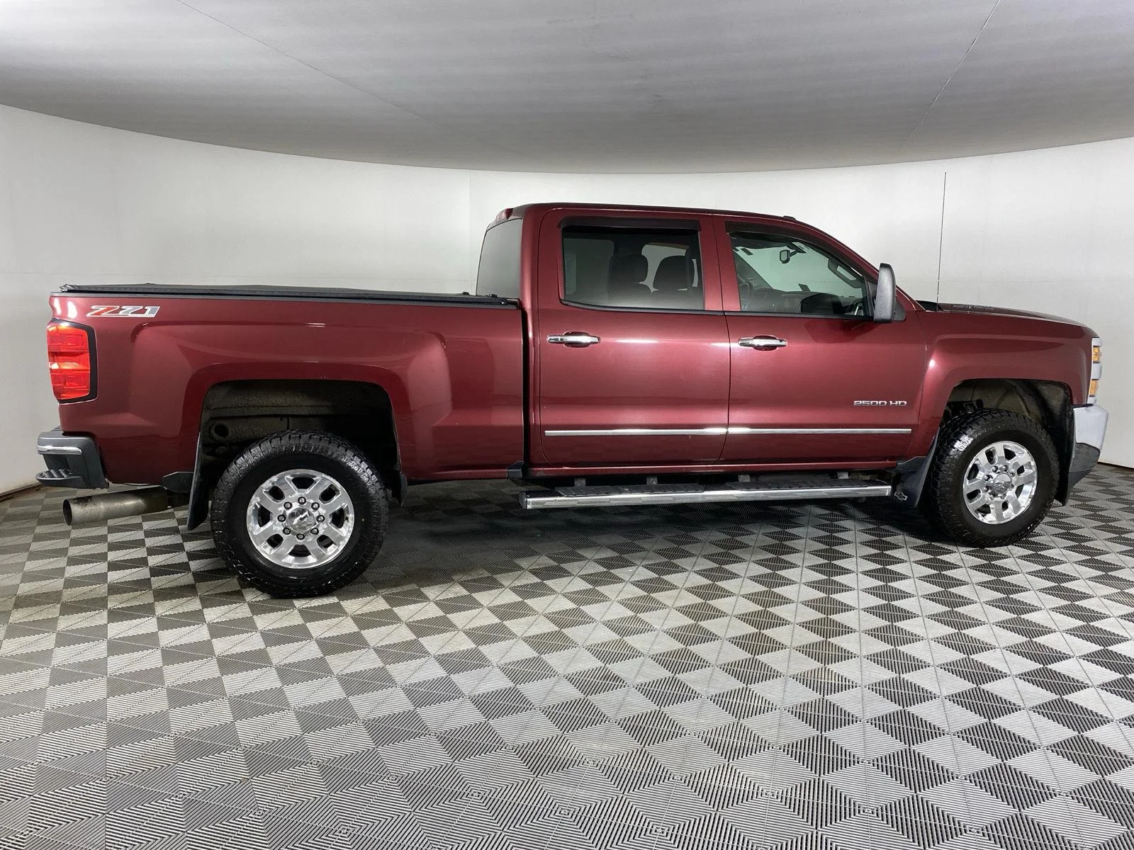 Used 2015 Deep Ruby Metallic Chevrolet LTZ image 8