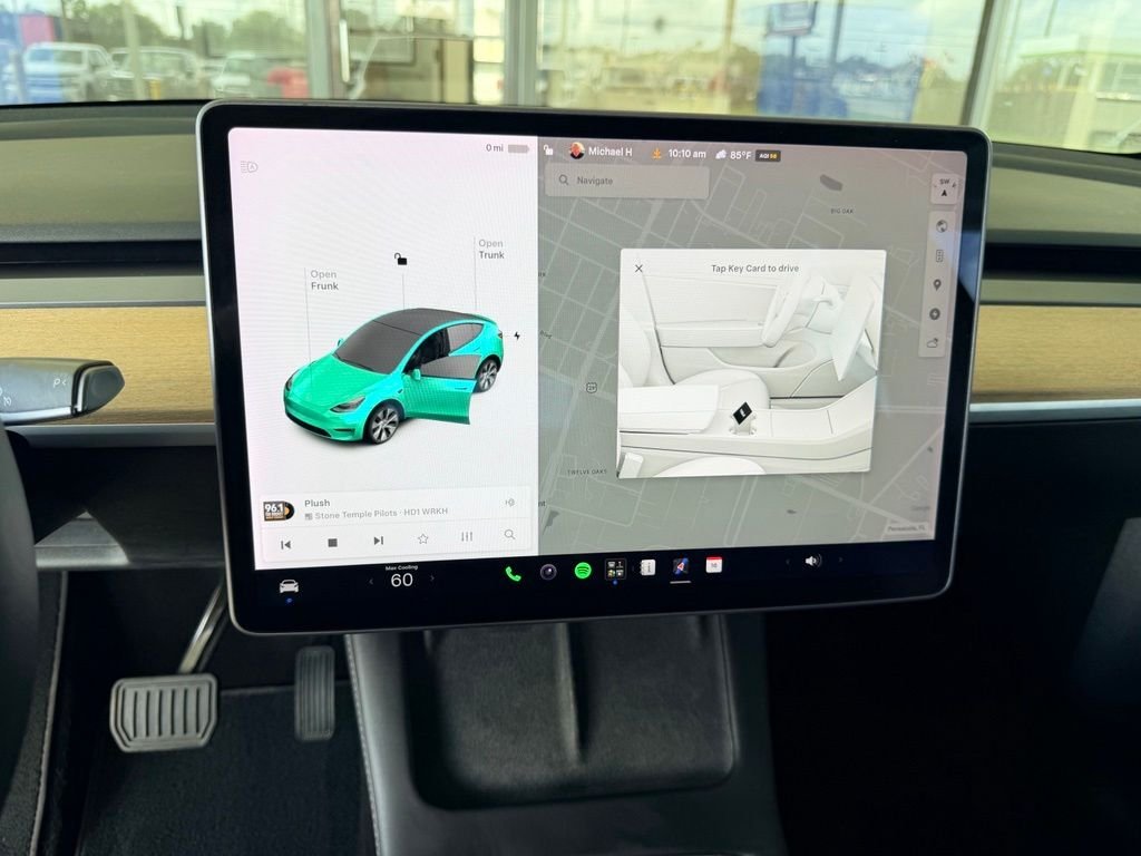 Used 2021  Tesla Long Range image 22