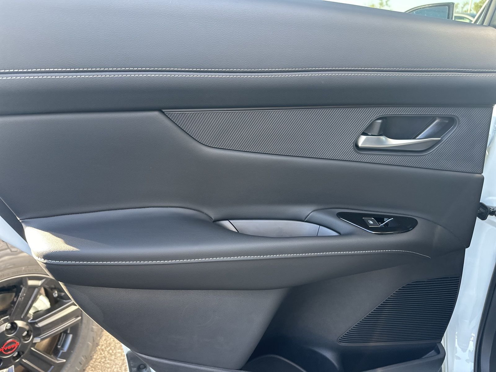 2025 Nissan Murano SL - Photo 36