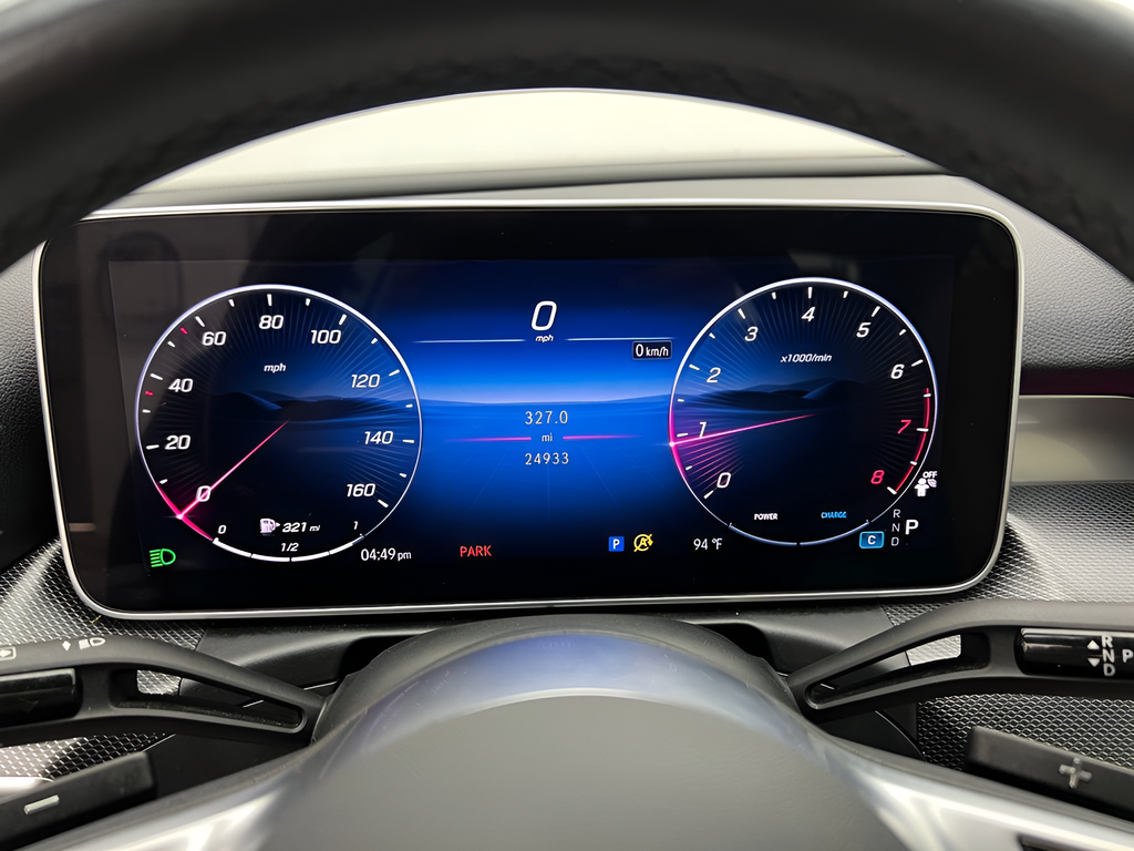 Used 2025  Mercedes-Benz C 300 image 12