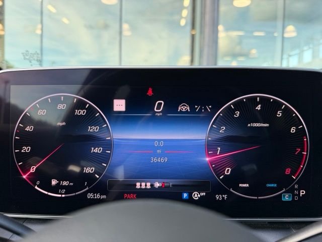 Certified Used 2024  Mercedes-Benz GLC 300 image 19