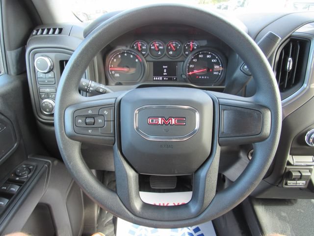 New 2026 Onyx Black GMC Pro image 16