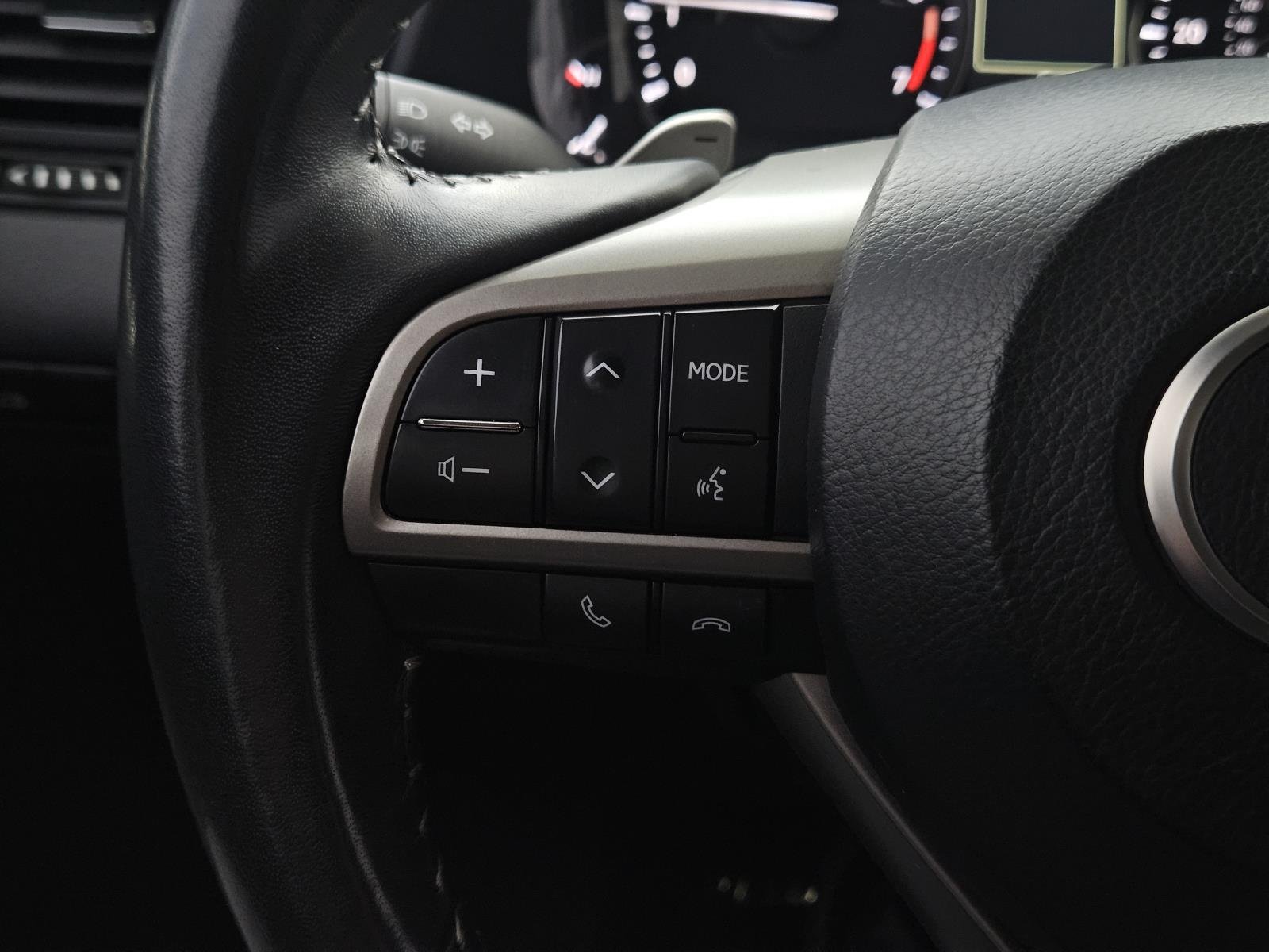 2022 Lexus RX 350 - Photo 15