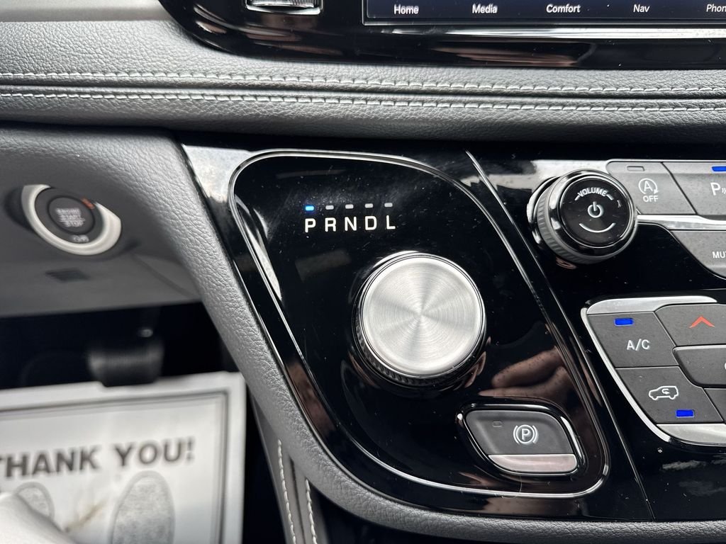 2027 Chrysler Pacifica Limited - Photo 20
