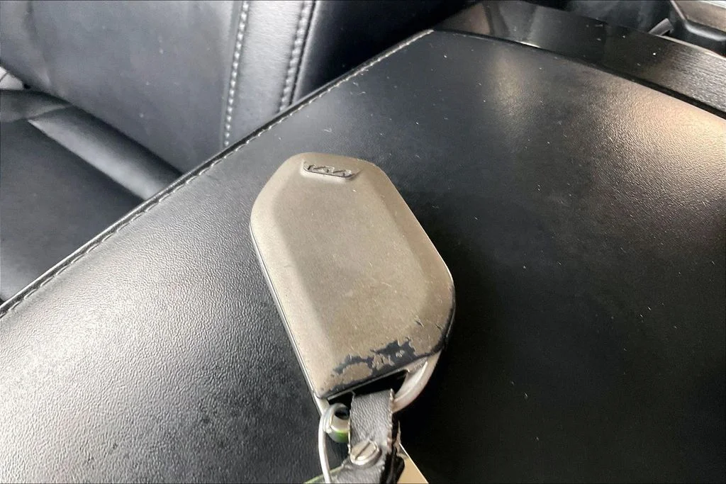 Used 2024 Black Kia S image 12
