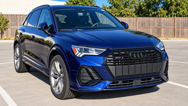 2025 Audi Q3 Premium