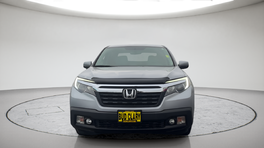 Used 2019 Silver Honda RTL-T image 2