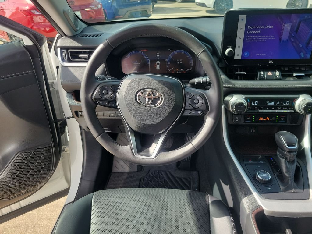Certified Used 2025  Toyota Limited image 16