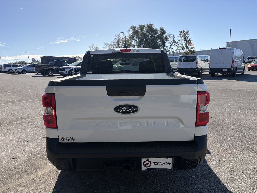 New 2026 Oxford White Ford XLT image 6