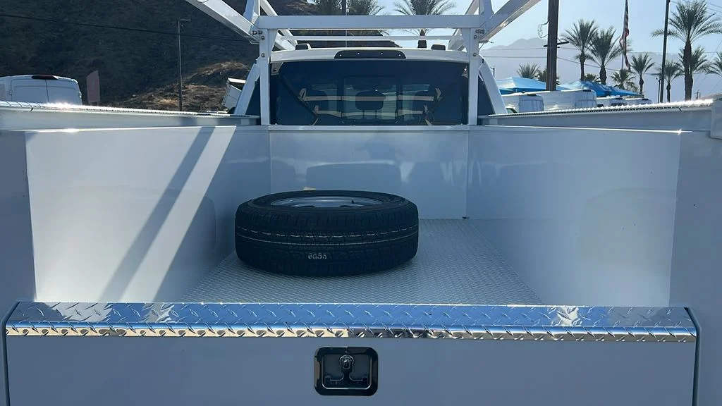 New 2026 Oxford White Ford F-350® XL image 22