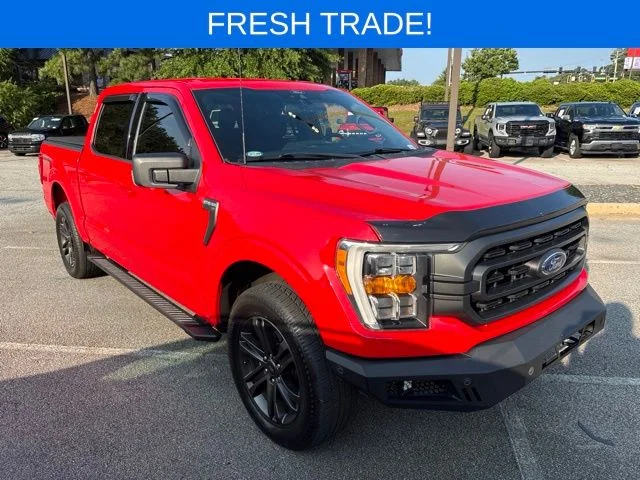 Used 2021 Red Ford XLT image 1