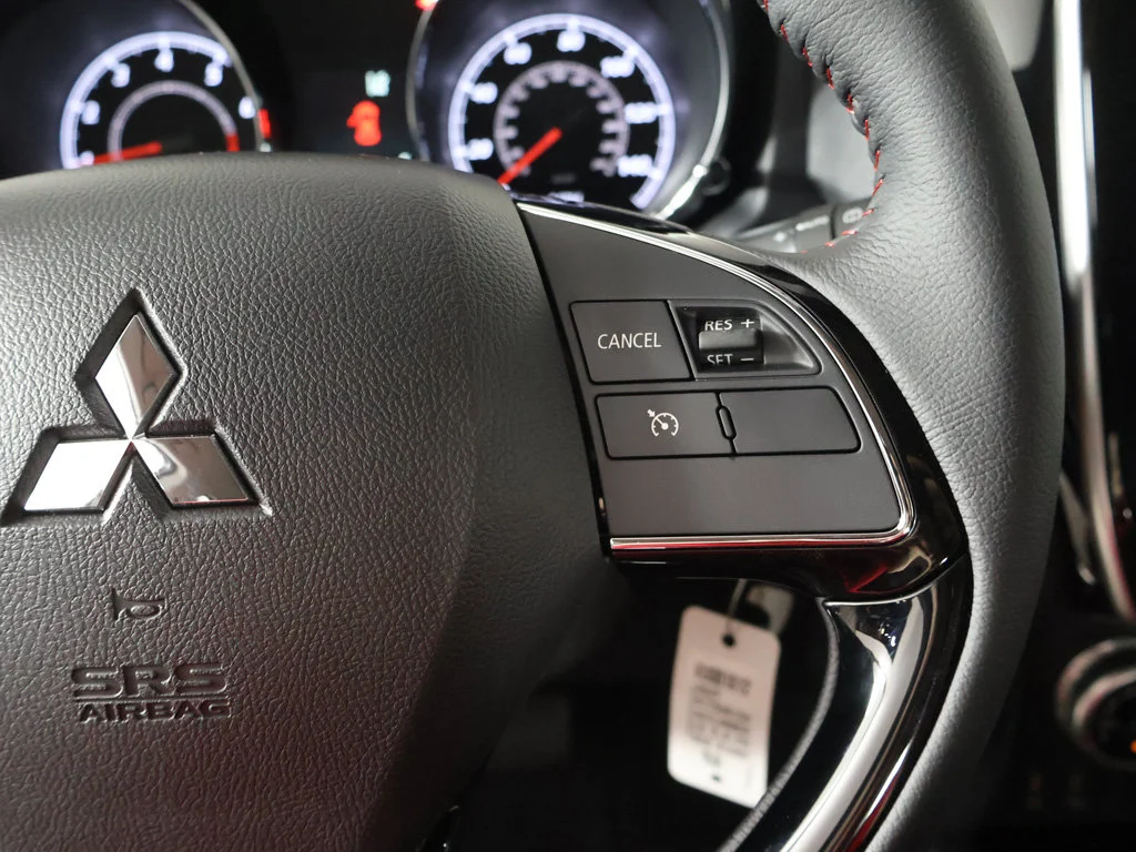 New 2027 Red Mitsubishi 2.0 LE 2WD image 36
