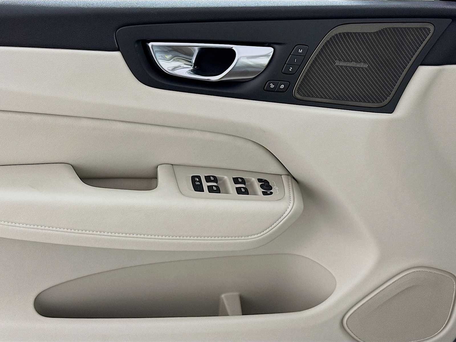 New 2026 Vapour Grey Volvo Ultra image 16