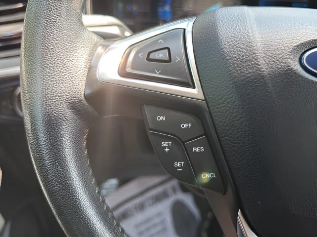 Used 2024 Silver Ford SEL image 16