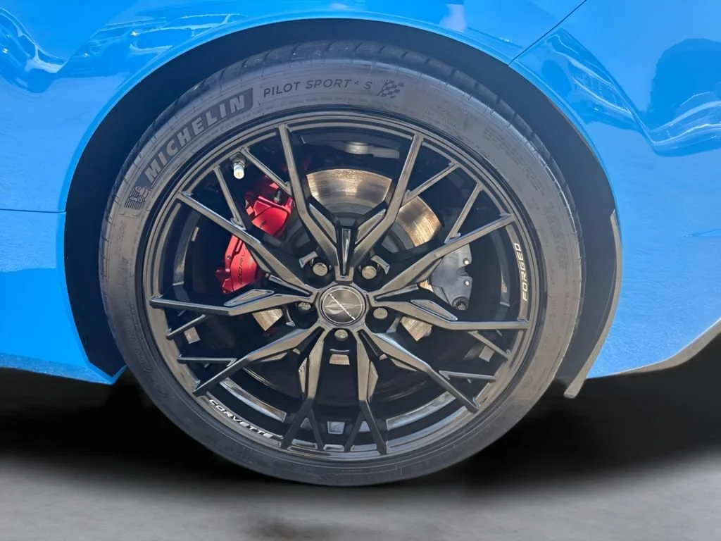 Used 2025 Rapid Blue Chevrolet 2LT image 32