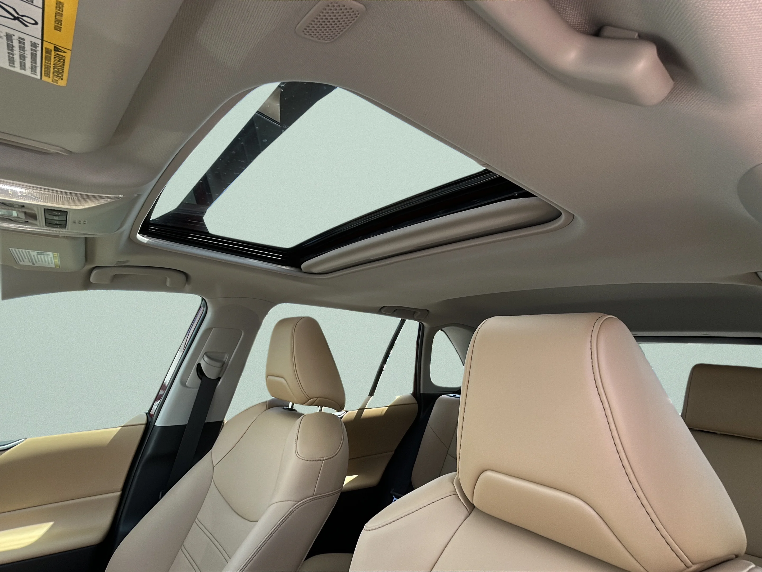 Used 2025 Pearl Toyota XLE Premium image 16