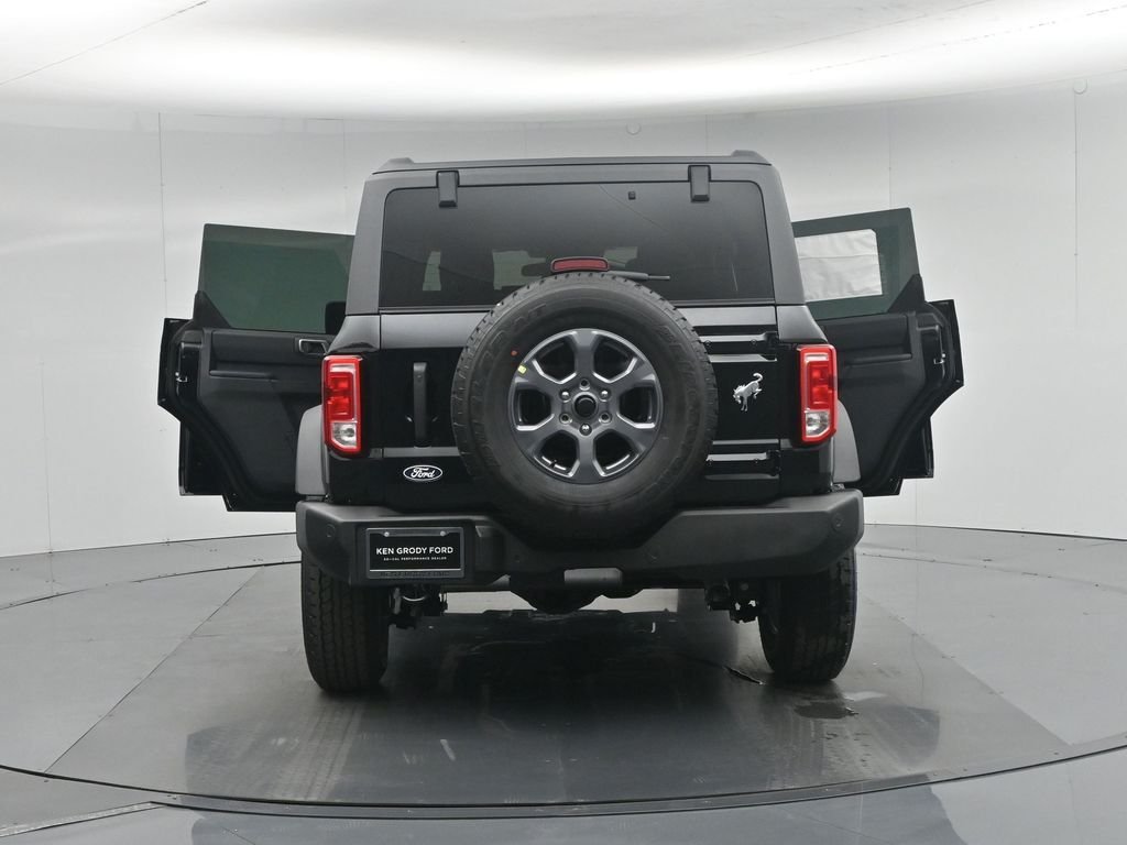 New 2026 Shadow Black Ford Big Bend image 31