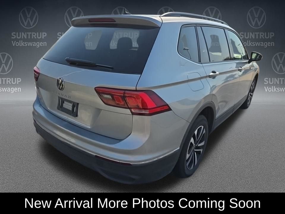 Used 2023 Silver Volkswagen 2.0T S image 2