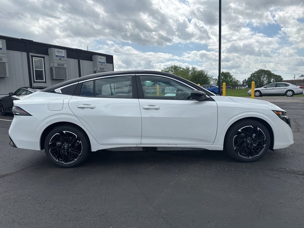 New 2026 White Nissan SR image 2