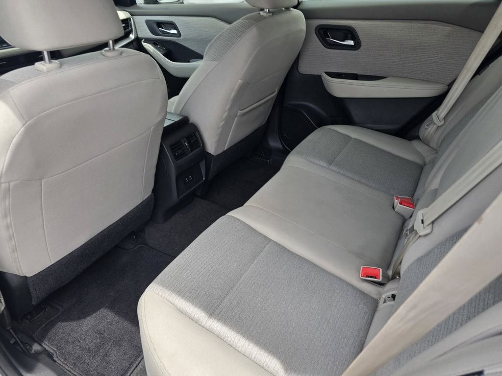 Used 2023 White Nissan SV image 12