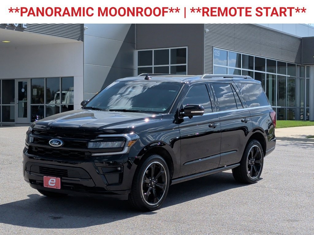 Used 2022 Agate Black Metallic Ford Limited image 3