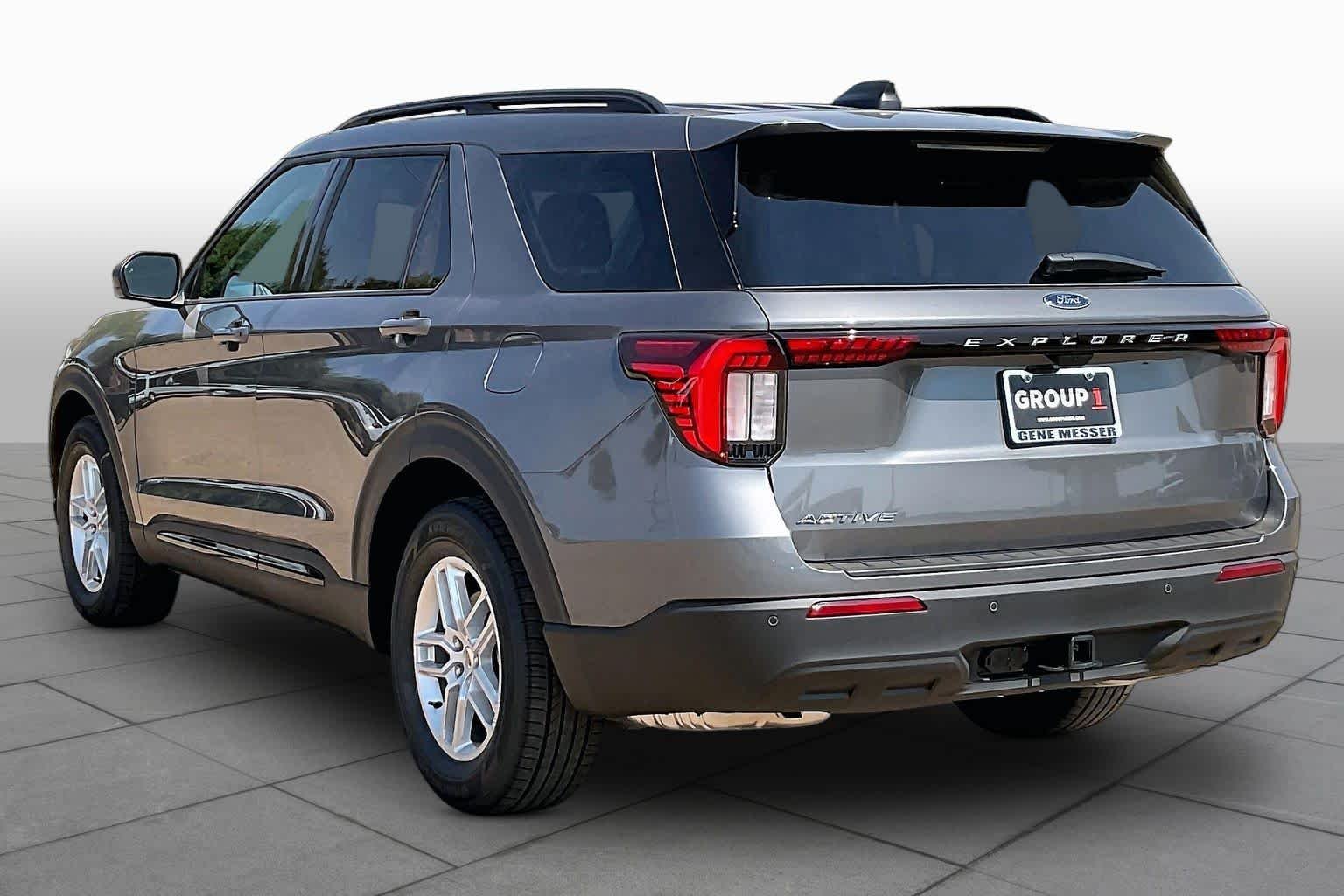 New 2026 Carbonized Gray Metallic Ford Active image 12