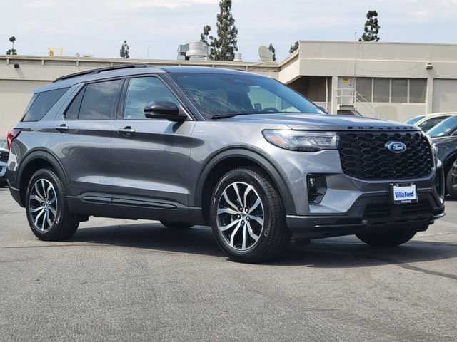 New 2026 Carbonized Gray Metallic Ford ST-Line image 27
