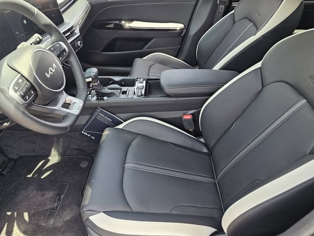 Used 2025 Yacht Blue Kia GT-Line image 16