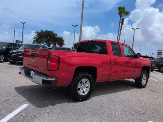 Used 2018 Red Chevrolet LT image 4