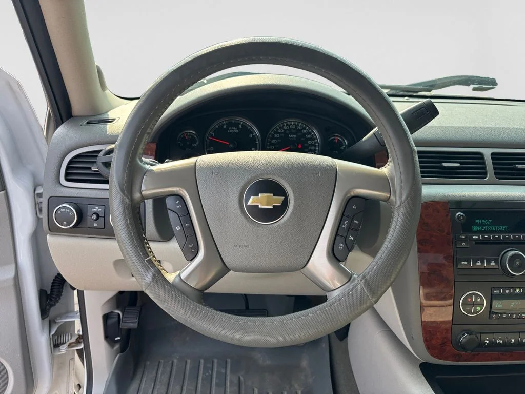 Used 2011 White Chevrolet LTZ image 11