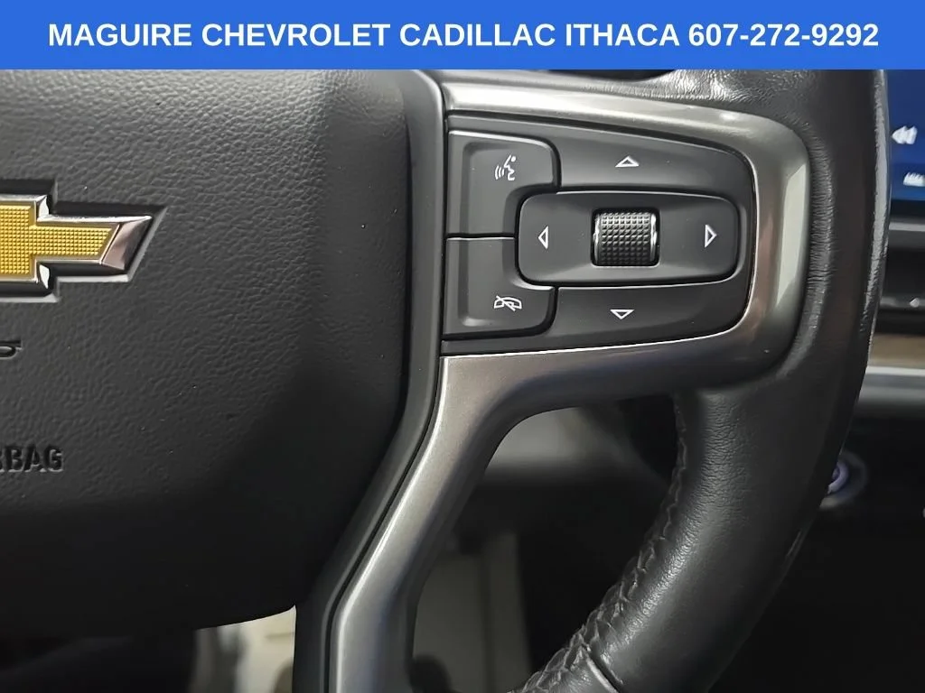 Used 2022 Summit White Chevrolet LT image 20