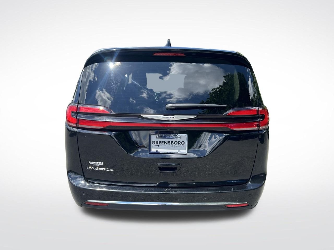 Used 2024 Black Chrysler Touring L image 4