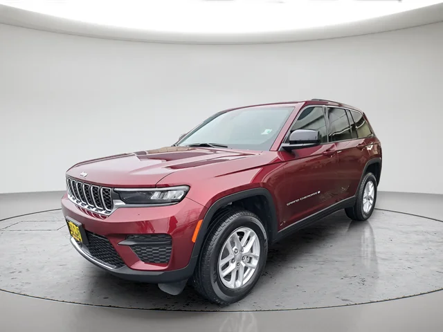 2026 Jeep Grand Cherokee Laredo