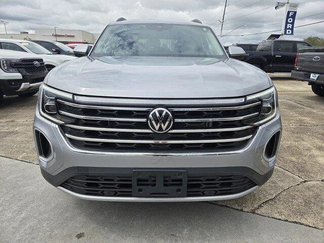Used 2026 Silver Mist Metallic Volkswagen 2.0T SE w/Technology image 7