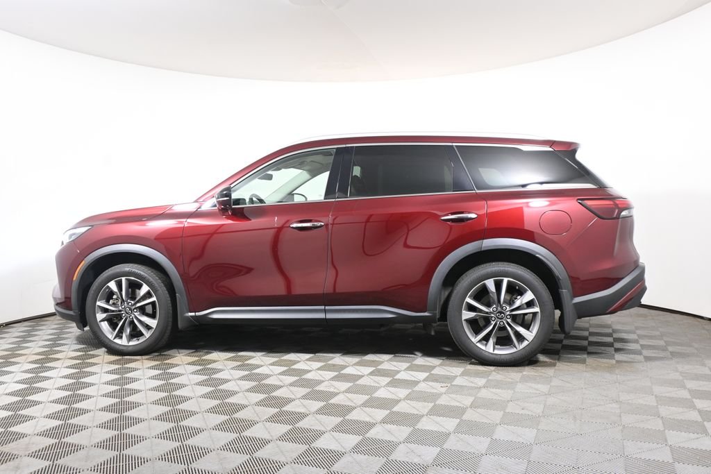 Certified Used 2023 Red INFINITI LUXE image 2