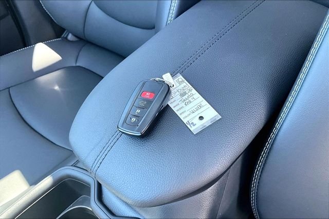 Used 2025 Silver Toyota XLE Premium image 10