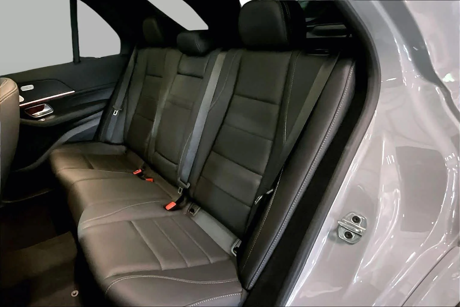 Used 2026 MANUFAKTUR Alpine Grey Mercedes-Benz GLE 350 image 21