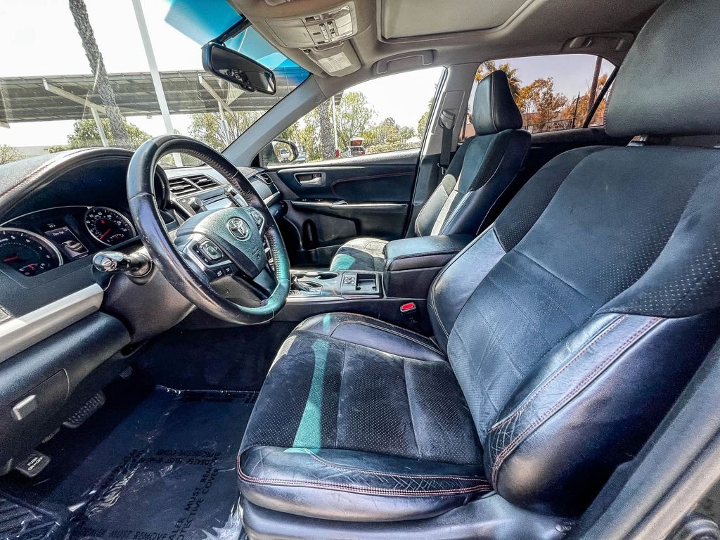 Used 2017 Gray Toyota XSE image 16