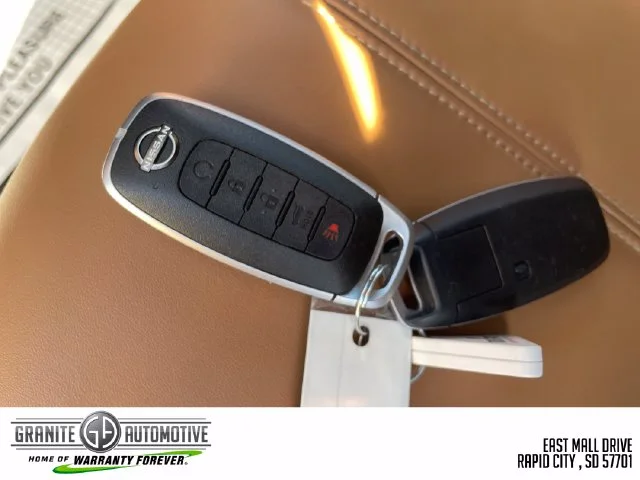 Used 2025 Red Nissan SL image 14